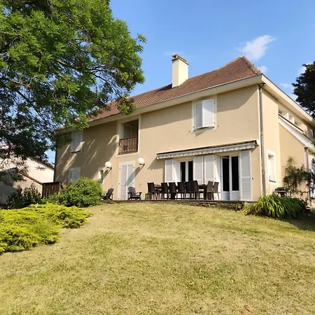 Vaste Et Confortable Maison A La Campagne *