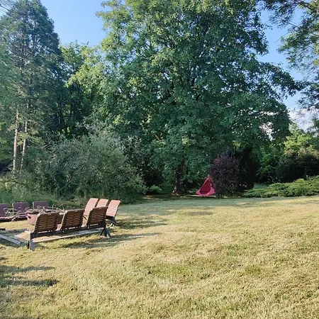 Semesterbostad Vaste Et Confortable Maison A La Campagne *