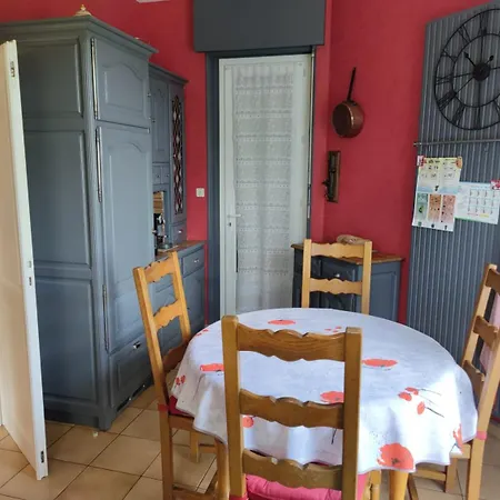 Holiday home Nature, Espace Et Confort *