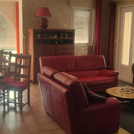 Semesterbostad Vaste Et Confortable Maison A La Campagne *