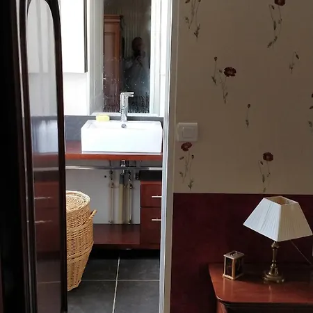 Vaste Et Confortable Maison à La Campagne *